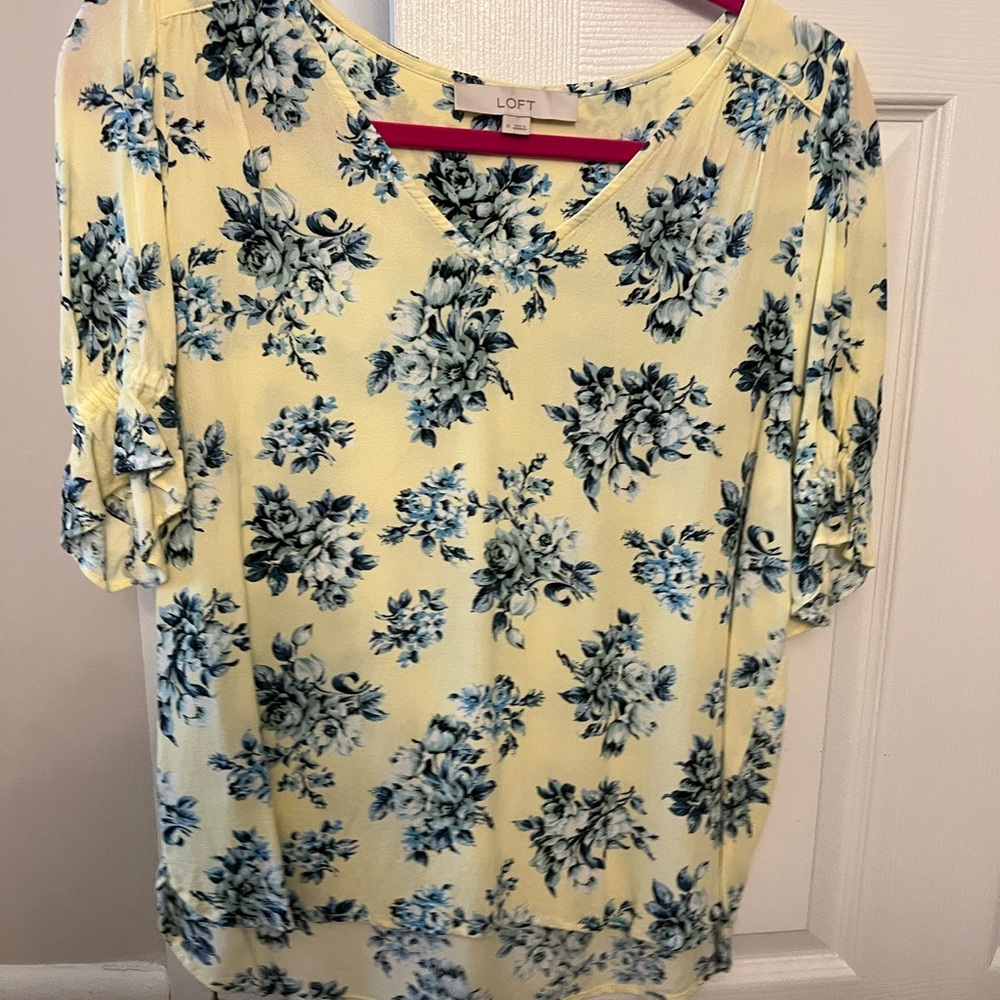 LOFT Blouse Medium
